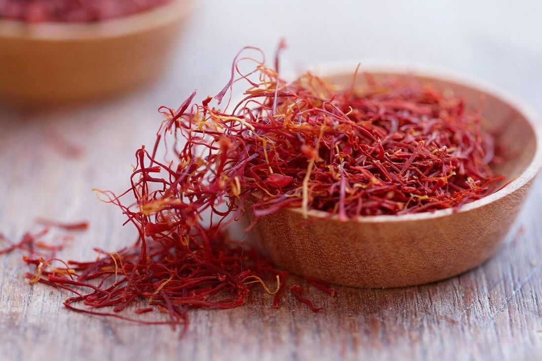 Yen-Sao-Minh-Nga-Saffron